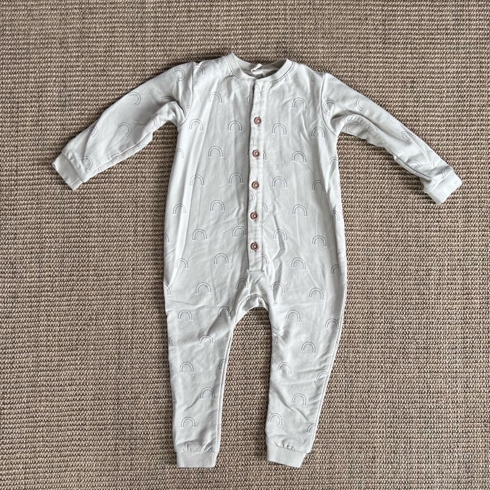 Quincy Mae Rainbow pattern onesie 2-3T